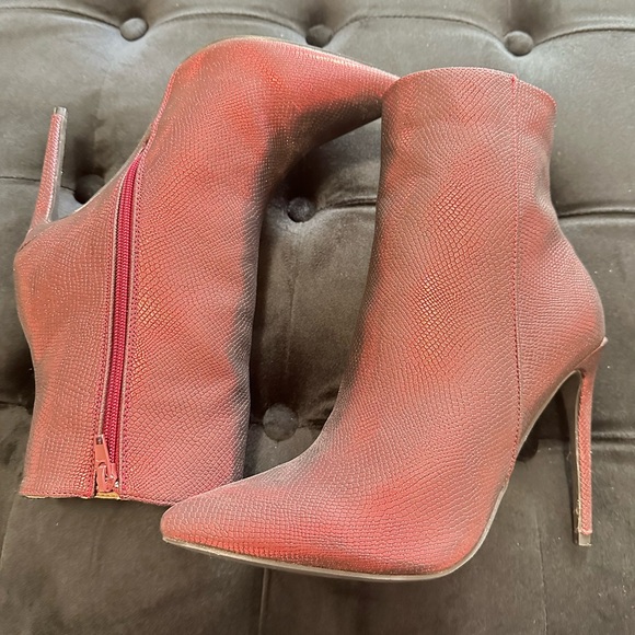 Dark Red Metallic Ankle Boots - Size 9 - Never Worn - Picture 5 of 15